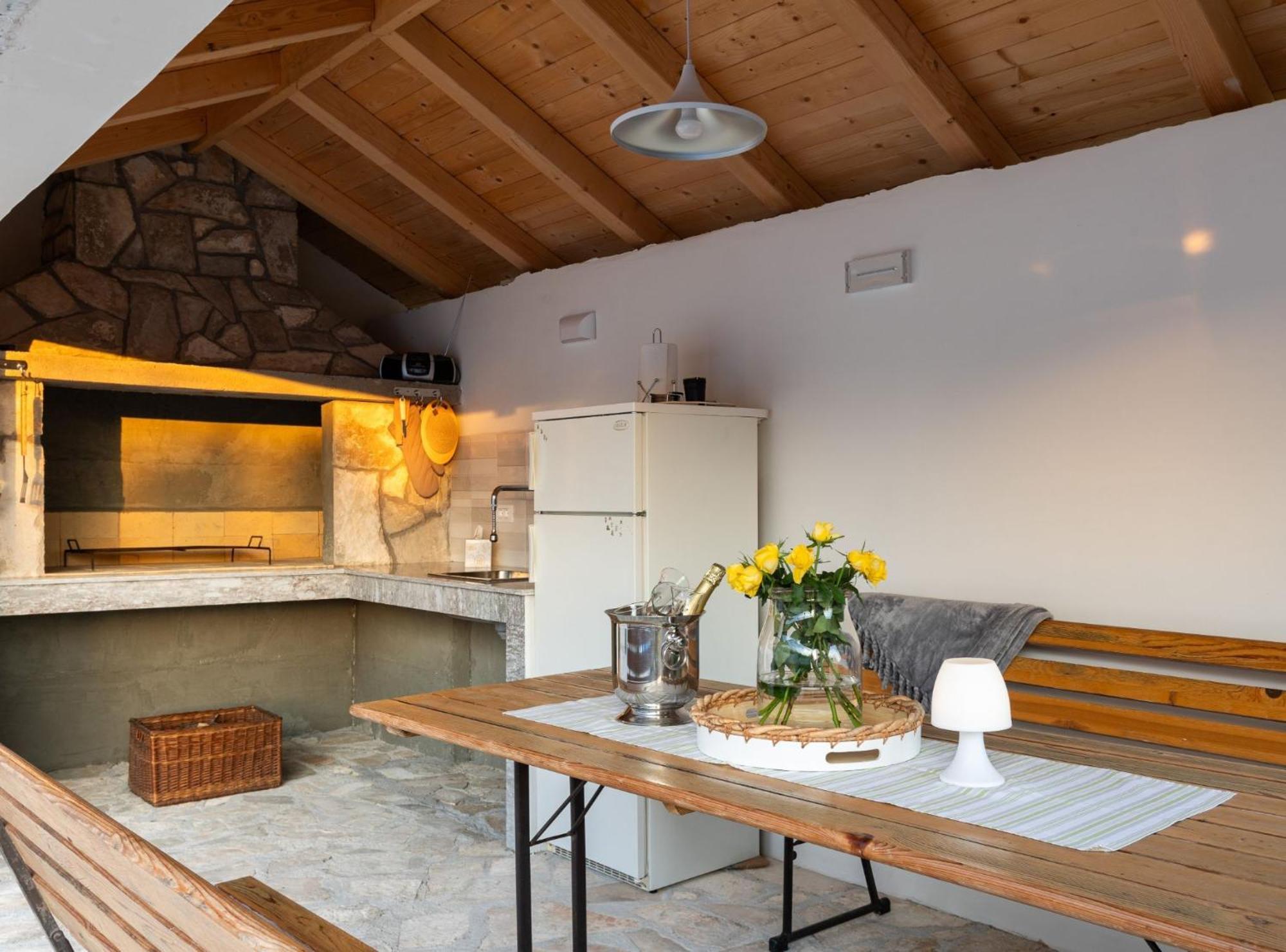 Villa Source With Private Pool Pridvorje Экстерьер фото